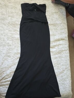 Lulu's Black Strapless Evening Gown